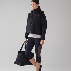Lululemon Always Effortless Jacket Black | Size 6